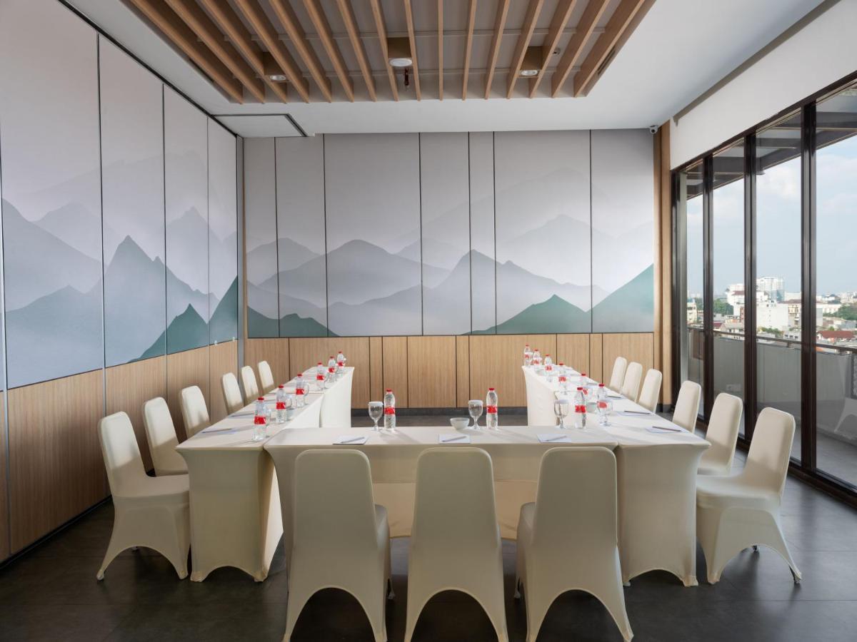 בנדונג Hotel Santika Pasirkaliki מראה חיצוני תמונה